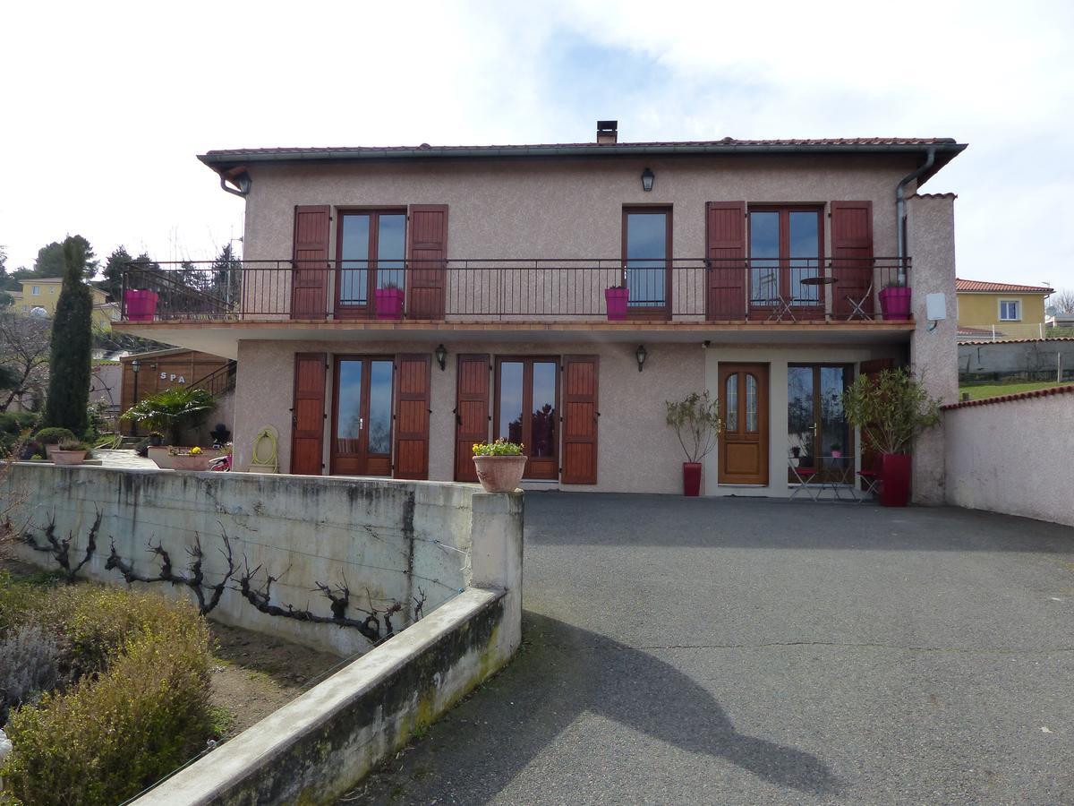 Chambre D'Hotes Des Lys Montbrison Exterior photo